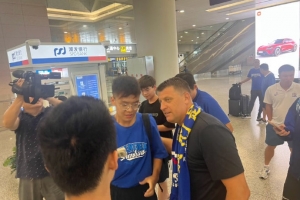 记者：塞尔维亚籍主教练弗拉丹·米洛耶维奇可能接手申花